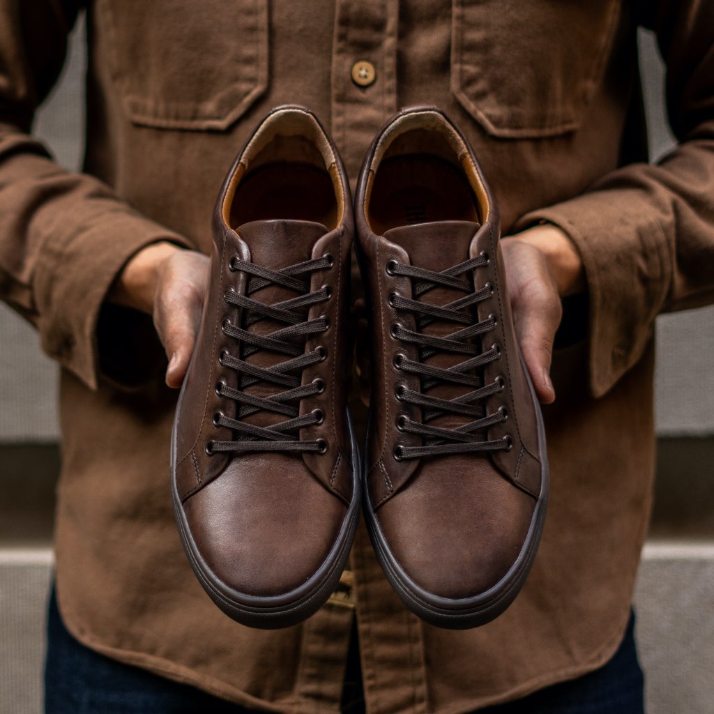 Premier Low Top | Old English - Image 8